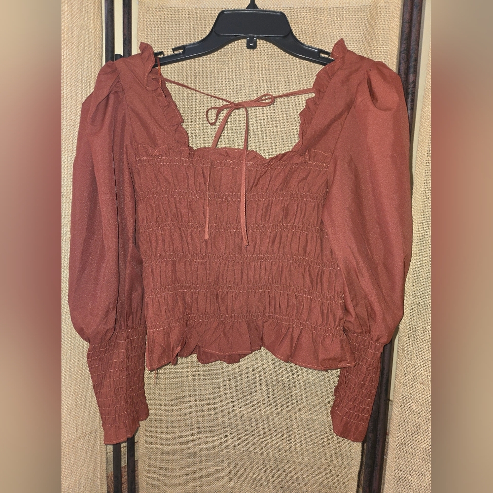 NWOT Women's Milk & Honey Rust Smocked Top Size Large - Picture 11 of 11